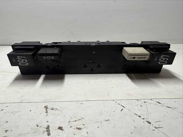 Foto 3ª: Caja Reles Fusibles Volkswagen Passat BLF BERLINA AUT. (2007)