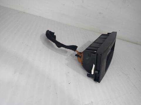 Foto 3ª: Pantalla Multifuncion Peugeot 3008 STYLE 114CV (2009)