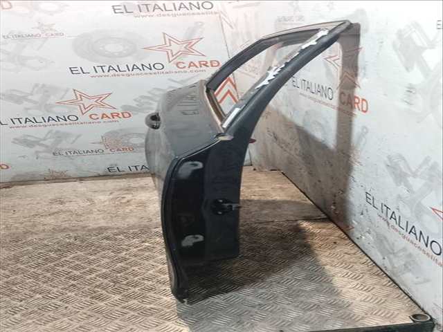 Foto 4ª: Puerta Trasera Derecha Volvo V40 R-DESIGN MOMENTUM 150CV 110KW [D5204T6] (2013)