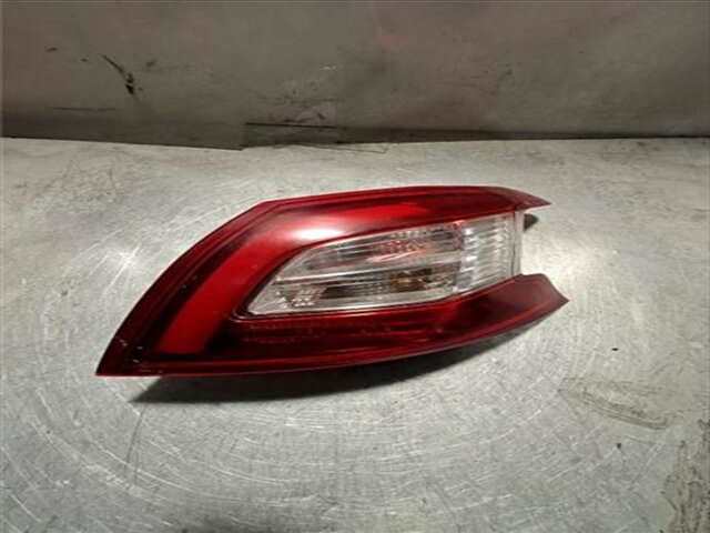Piloto Trasero Derecho Peugeot 308 1.2 STYLE [1.2 LTR. - 81 KW 12V E-THP - PURETECH]