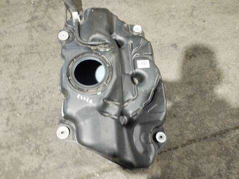 Foto 3ª: Deposito de Combustible Toyota Yaris 1.5 HYBRID A LAS 4 RUEDAS MXPJ15) 116CV 85KW [M15A-FXE] (2022)