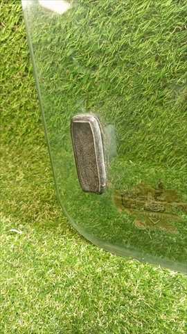 Foto 3ª: Luna Delantera Izquierda Nissan Patrol 3.3 D SD33 5P (1989)