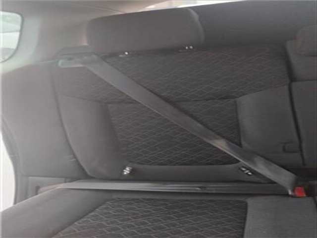 Cinturón Trasero Derecho Peugeot 3008 1.6 BLUEHDI 115 MCBHXW MCBHYB) 116CV 85KW