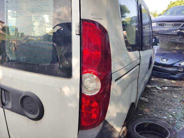 Piloto Trasero Derecho Fiat Doblo 1.3 D