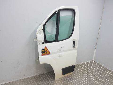 Foto 2ª: Puerta Delantera Izquierda Peugeot Boxer 335 L1H2 PRO BLUEHDI 140 STARTSTOP (1994)