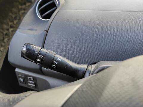 Foto 1ª: Mando Multifuncion Toyota Yaris 1NRFE (2009)