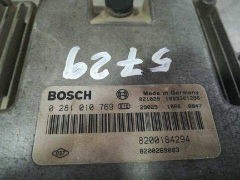 Foto 3ª: Centralita Motor ECU Renault Megane DYNAMIQUE BERLINA 120CV 88KW II BERLINA 5P [F9Q B8] (2002)