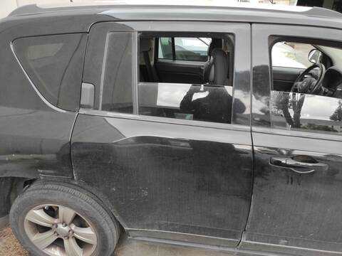 Puerta Trasera Derecha Jeep Compass ENE