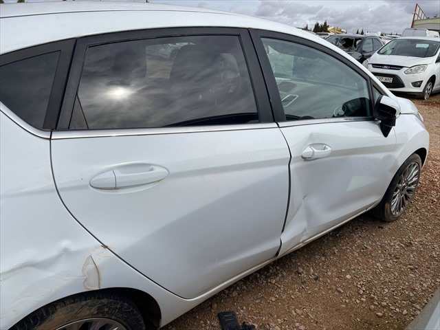 Foto 2ª: Puerta Trasera Derecha Ford Fiesta 1.4 G 95cv [SPJA] (2012)