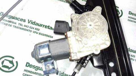 Foto 3ª: Elevalunas Eléctrico Delantero Derecho Bmw Serie 5 518 3.0 TD CAT BERLINA 218CV 160KW [D30 6D2] (2003)