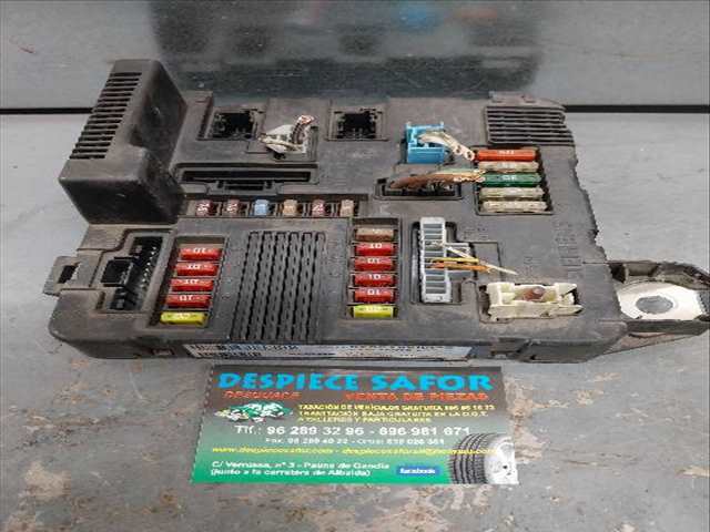 Caja Reles Fusibles Renault Megane 1.5 D