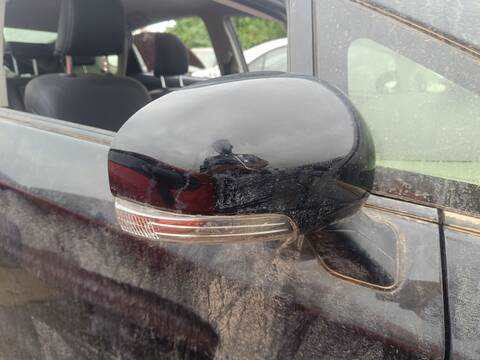 Retrovisor Derecho Toyota Prius 2ZRFXE AUT.