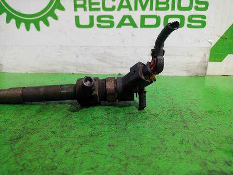 Foto 2ª: Inyectores Opel Zafira 1.9 CDTI 120CV [Z19DT] (2005)