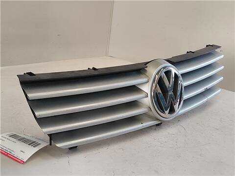 Foto 2ª: Rejilla Delantera Volkswagen Polo 1.4 CONCEPTLINE BERLINA 60CV 44KW [AUD] (2000)