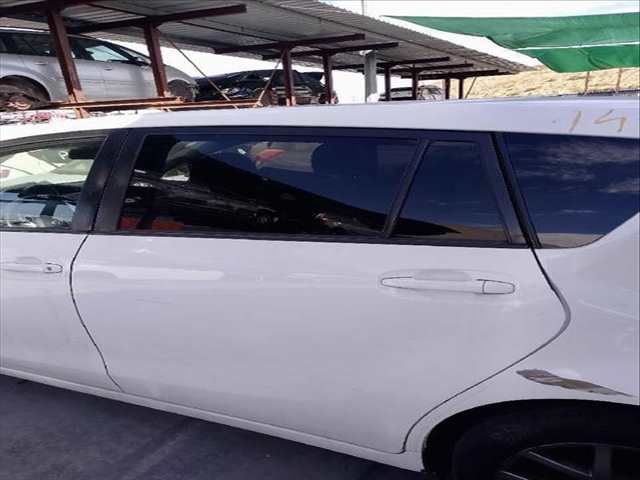 Puerta Trasera Izquierda Toyota Verso 2.0 D-4D AUR20_ AUR20R)
