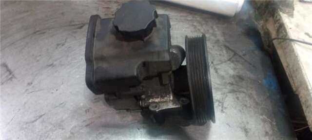 Bomba Servodireccion Mercedes Vito 111 CDI
