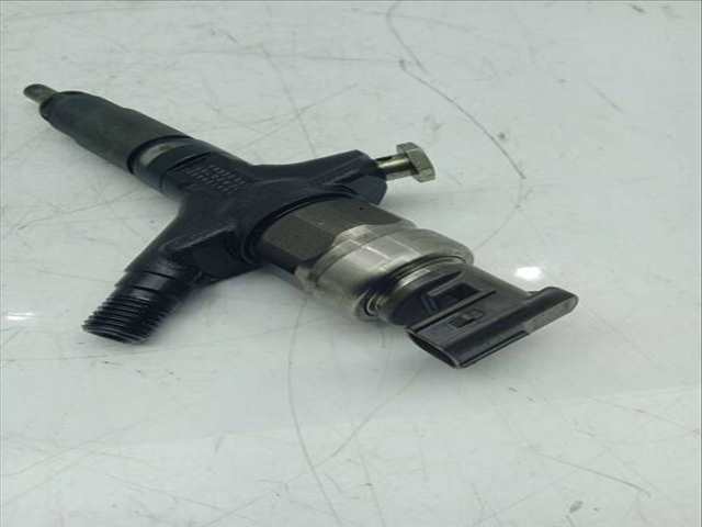 Foto 2ª: Inyectores Subaru Legacy 2.0 DIESEL CAT 150CV 110KW FAMILIAR (2008)