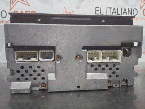 Foto 2ª: Sistema Audio Radio CD Toyota Avensis 2.0 D4-D EXECUTIVE SEDAN 4-PTAS) BERLINA 116CV 85KW [1CDFTV] (2003)