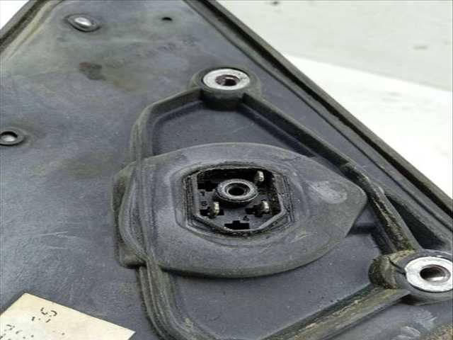 Foto 3ª: Retrovisor Derecho Mercedes Clase E 180 2.8 24V CAT BERLINA 145KW [M104.942] (1990)