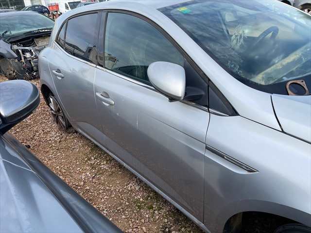 Foto 2ª: Puerta Delantera Derecha Renault Megane 1.2 G TCe [H5F] (2017)