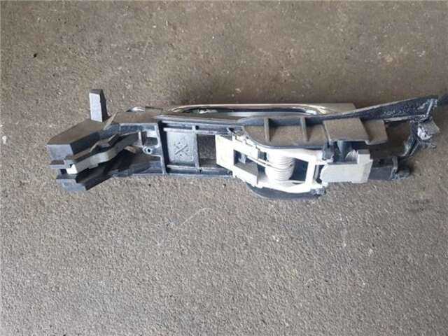 Foto 2ª: Maneta Exterior Delantera Derecha Mercedes Clase C 160 2.2 200 CDI (203.004) [2.2 LTR. - 85 KW CDI CAT] [OM 611.962]