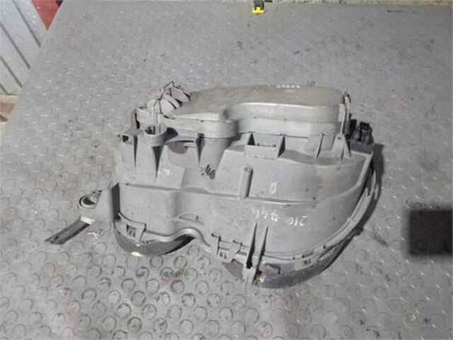 Foto 3ª: Faro Derecho Mercedes Clase E 180 2.9 290 TURBODIESEL (210.017) [2.9 LTR. - 95 KW TURBODIESEL CAT] [OM 602.982]