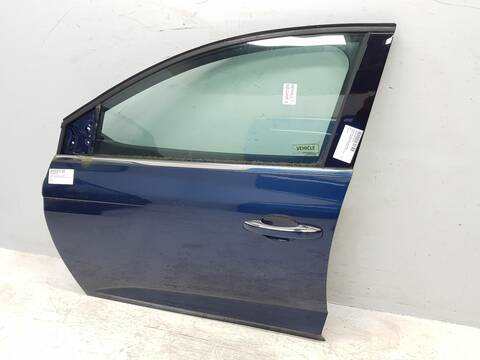 Foto 3ª: Puerta Delantera Izquierda Renault Megane TECH ROAD 101CV [H5F408] (2015)