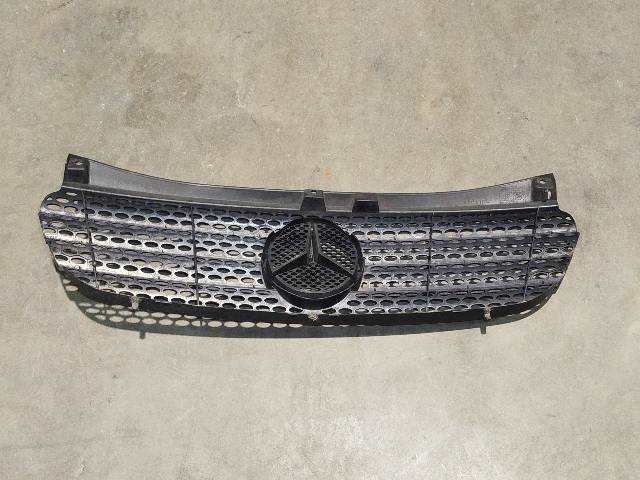 Foto 4ª: Rejilla Delantera Mercedes Vito 2.2 D CDI W639 [646980] (2010)