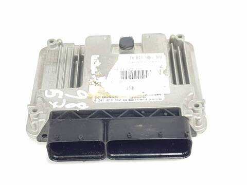 Centralita Motor ECU Audi A4 BASICO QUATTRO