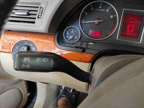 Foto 2ª: Mando Multifuncion Audi A4 ALT BERLINA (2001)
