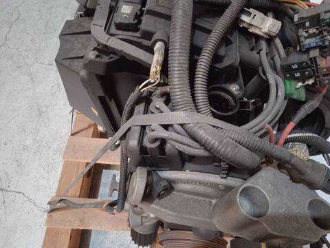 Foto 3ª: Motor Completo Renault Clio 1.2 75CV 55KW (2003)