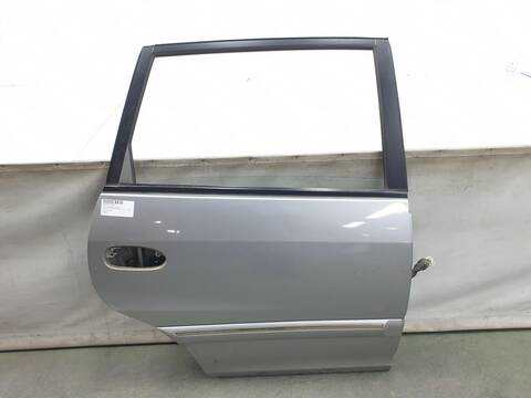 Puerta Trasera Derecha Kia Carens 2.0 CRDI 140CV