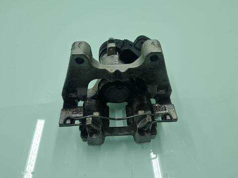 Foto 2ª: Pedal Embrague Audi Q3 35 TDI ADVANCED 150CV 110KW [DTSB] (2023)