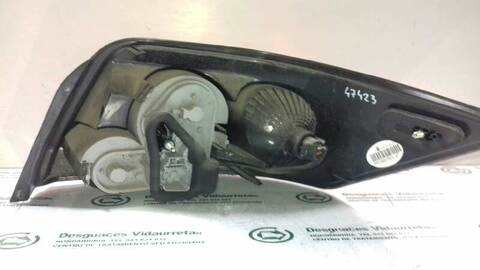 Foto 3ª: Piloto Trasero Izquierdo Renault Megane 1.6 16V COUPE 111CV 82KW II COUPE/CABRIO [K4M 812] (2007)