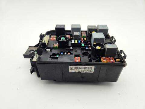 Caja Reles Fusibles Opel Mokka COLOR EDITION 136CV 100KW
