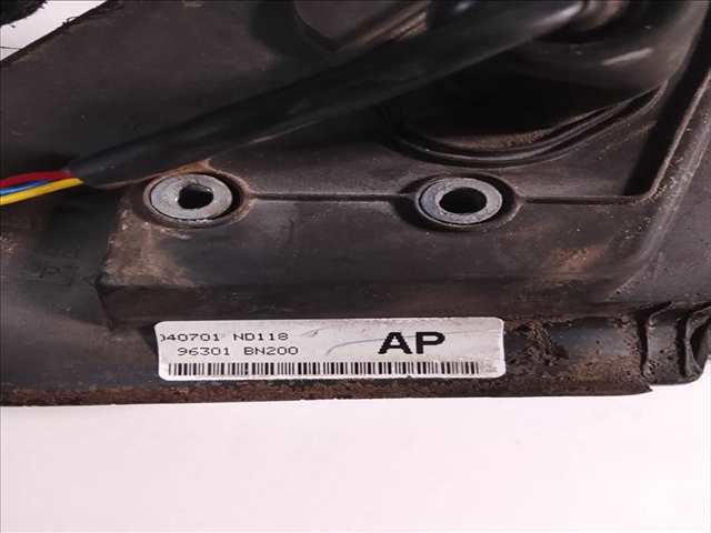 Foto 3ª: Retrovisor Derecho Nissan Almera 2.2 DIESEL [D/YD22] (2001)