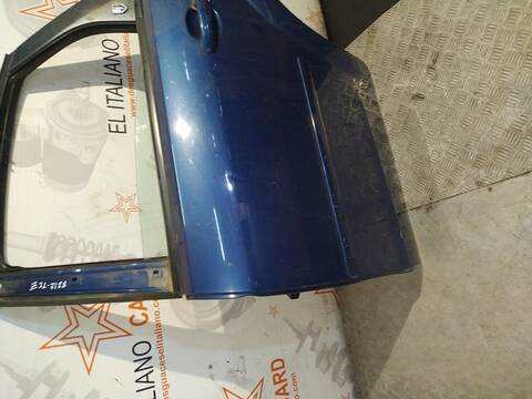 Foto 2ª: Puerta Trasera Izquierda Ford Focus TITANIUM BERLINA 109CV 80KW [G8DB] (2006)