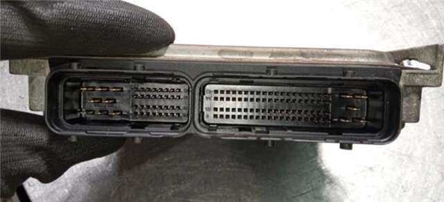 Foto 3ª: Centralita Motor ECU Opel Vectra 3.0 ELEGANCE [3.0 LTR. - 130 KW V6 CDTI CAT (Y 30 DT - LB5)]