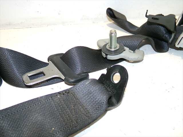 Foto 3ª: Cinturón Trasero Derecho Honda Civic 1.4 G I-DSI 2006-2011 [L13A7] (2007)