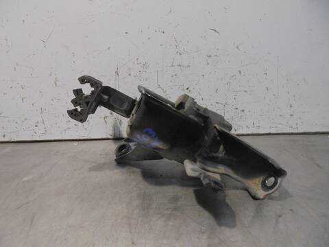 Foto 4ª: Soporte Motor Toyota Prius 1.8 16V CAT HIBRIDO) 99CV 73KW [2ZR] (2011)