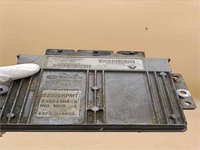 Centralita Motor ECU Renault Laguna 2.0 PRIVILEGE [2.0 LTR. - 120 KW 16V TURBO]