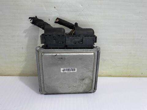 Foto 3ª: Centralita Motor ECU Volkswagen Polo ADVANCE BLUEMOTION 90CV [CUSB] (2014)