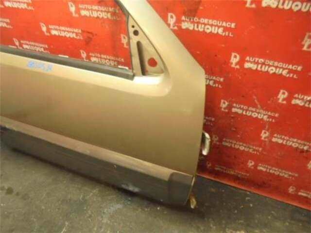 Puerta Delantera Derecha Nissan Terrano 2.7 TDI 4WD