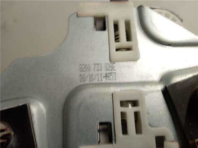 Foto 3ª: Elevalunas Eléctrico Delantero Derecho Dacia Duster 1.5 DCI D FAP (110 CV) [K9K898]