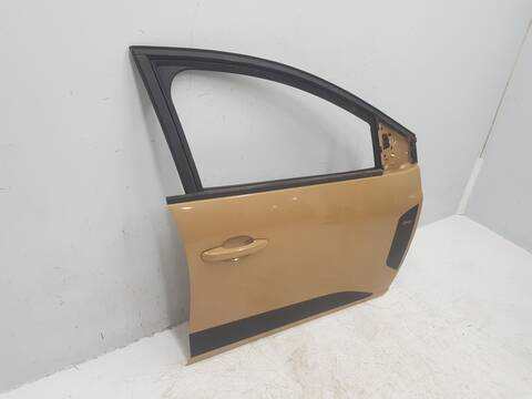 Puerta Delantera Derecha Dacia Sandero STEPWAY EXPRESSION