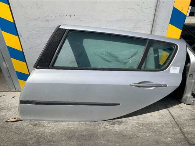 Puerta Trasera Izquierda Renault Clio 1.5 DCI 86CV 0CV