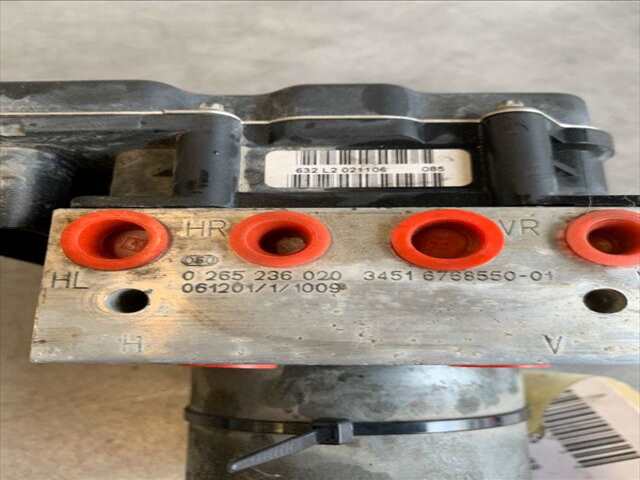 Foto 2ª: Centralita Abs Bmw Serie 5 518 3.0 TD 231CV/170KW BERLINA 0CV [306D3] (2006)