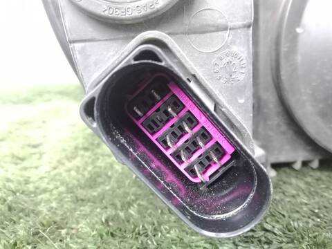 Foto 3ª: Faro Izquierdo Skoda Octavia 1.6 LPG 102CV 75KW [CHGA] (2012)