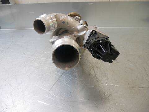Foto 2ª: Turbocompresor Bmw Serie 4 418 S58T 510 CV 375KW [S58B30A] (2022)