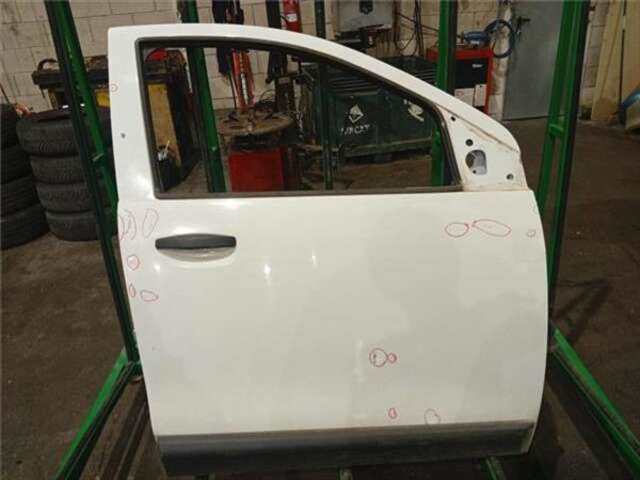 Puerta Delantera Derecha Dacia Dokker 1.5 ESSENTIAL [1.5 LTR. - 70 KW BLUE DCI DIESEL FAP CAT]